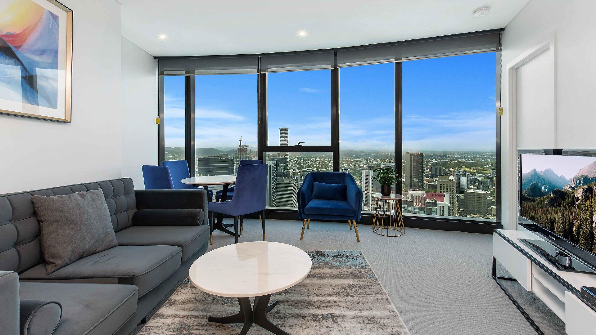 Cllix Skytower Aparthotel 5*