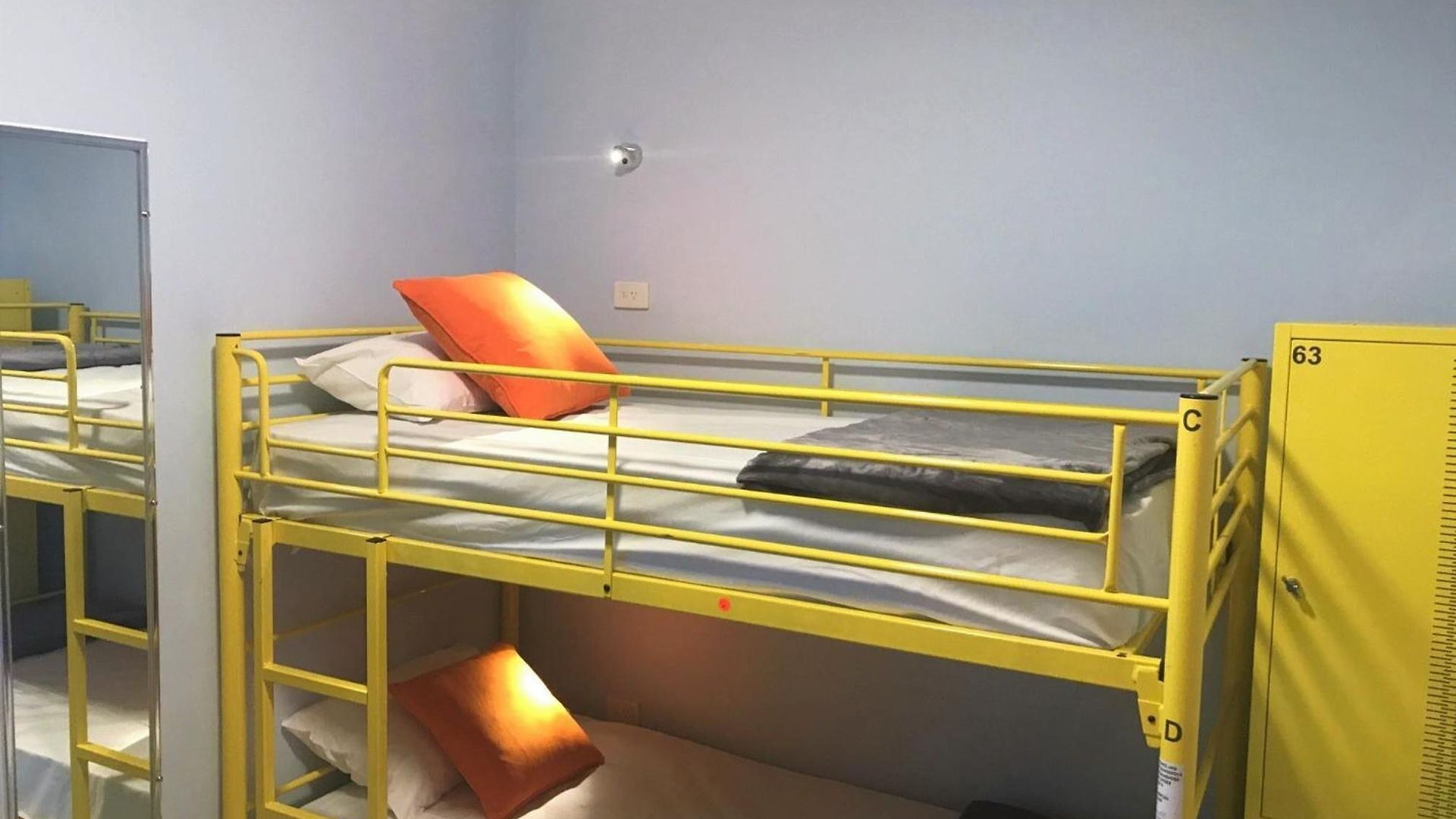 Hostel Breeze