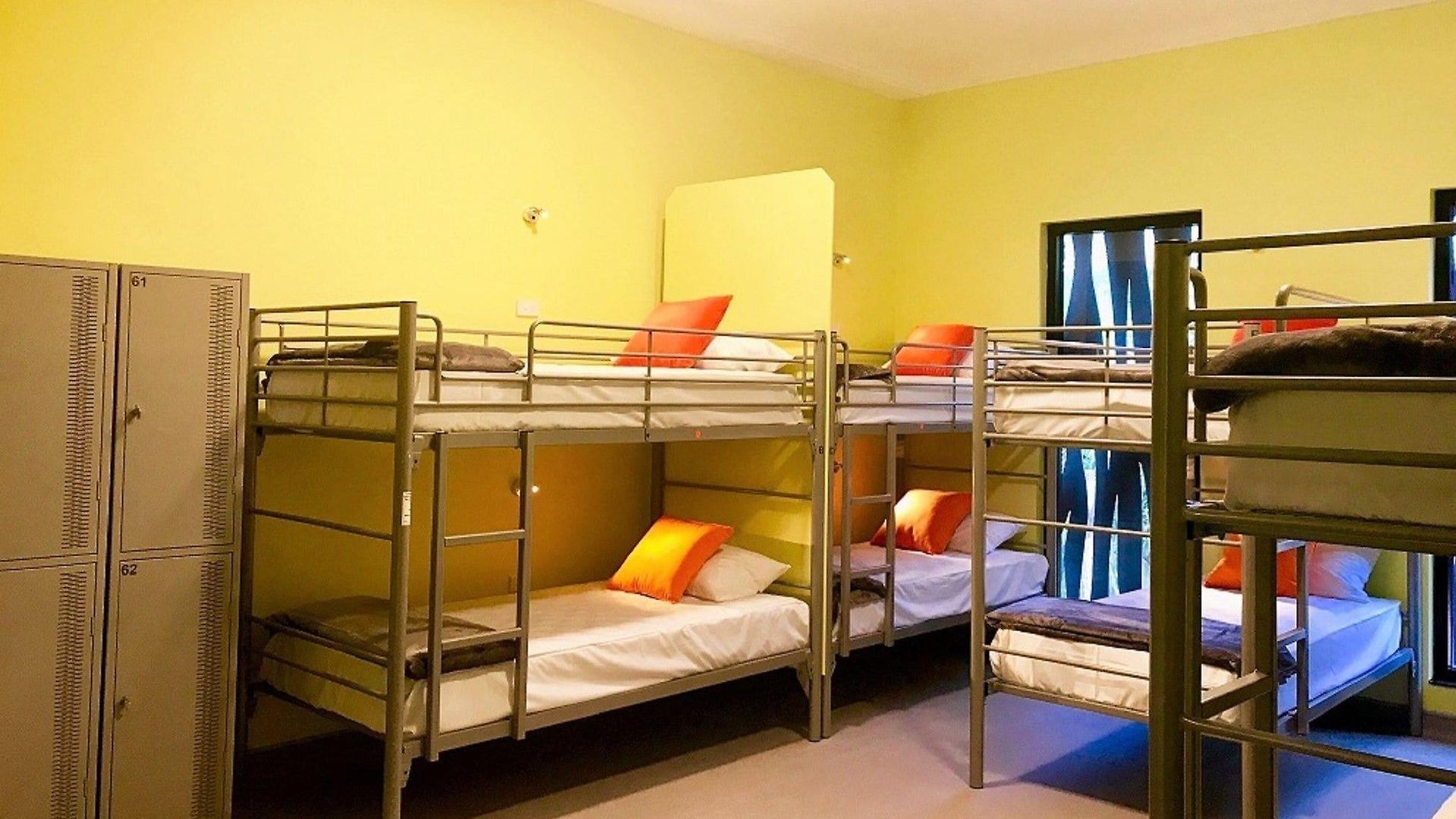 Breeze Hostel