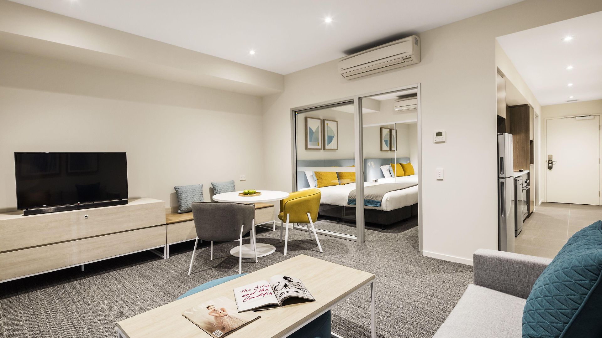 Aparthotel Quest Eight Mile Plains 5*