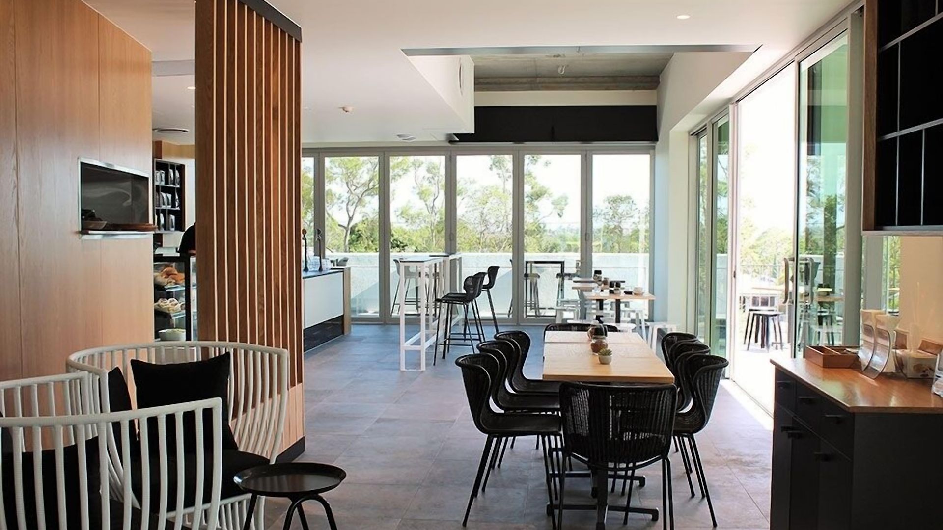 Aparthotel Quest Eight Mile Plains 5*