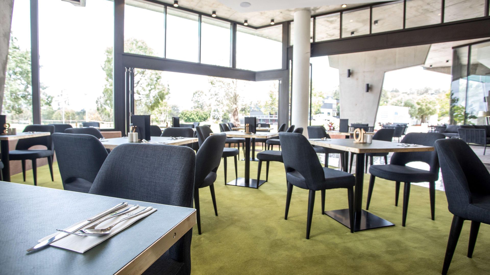 Eatons Hill Hotel