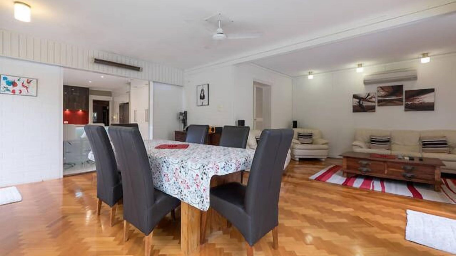 Spacious Hideaway Retreat, Brookfield, Brisbane