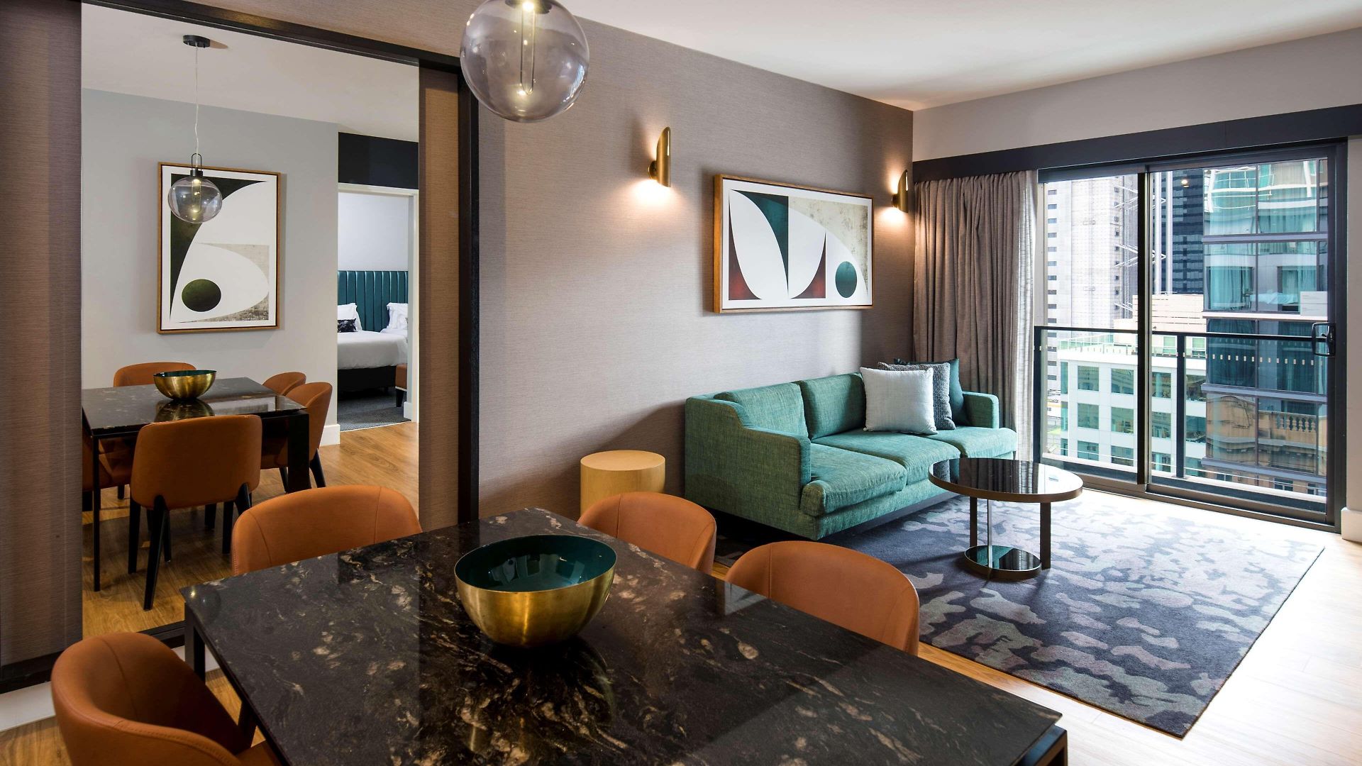 Adina Aparthotel 4*