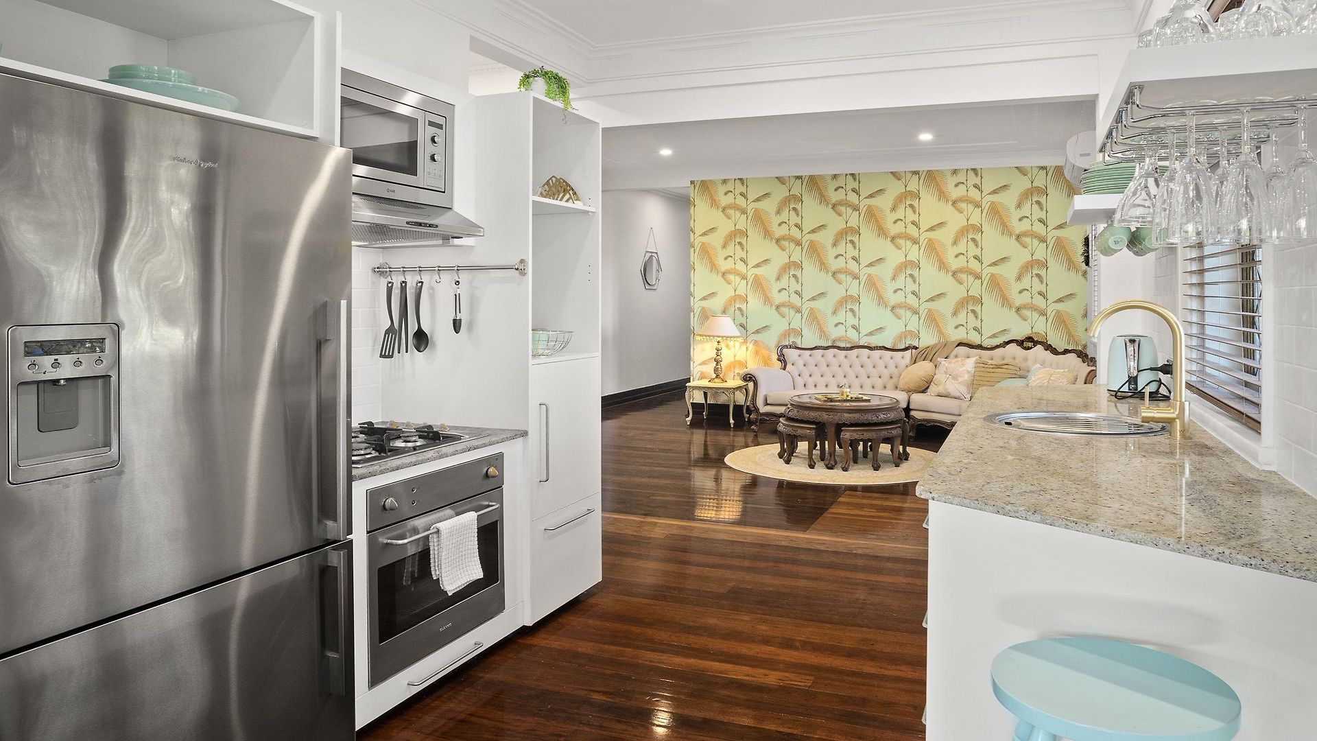 Anville Court Apartment *