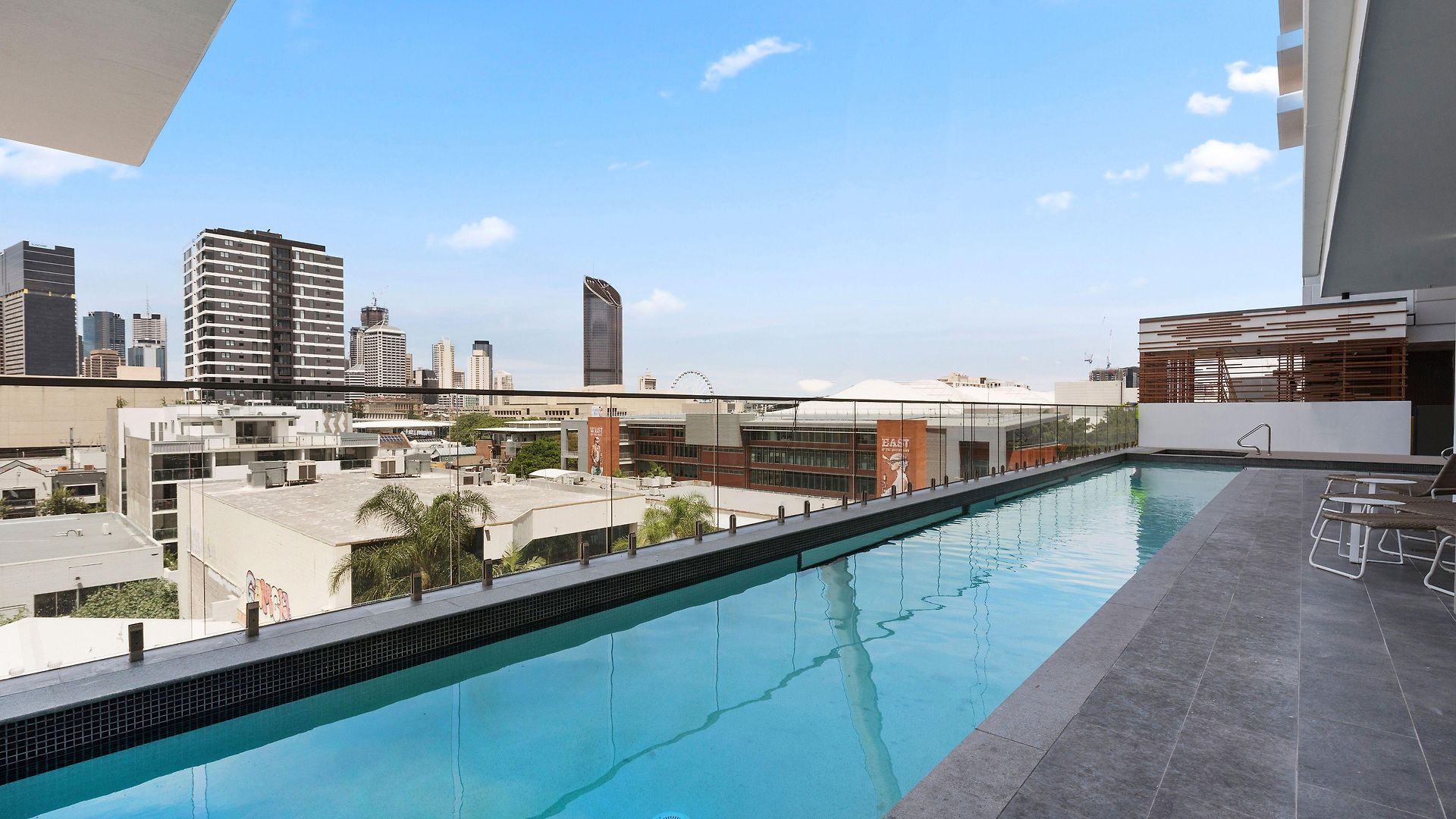 Aparthotel Ivy And Eve By Cllix 5*