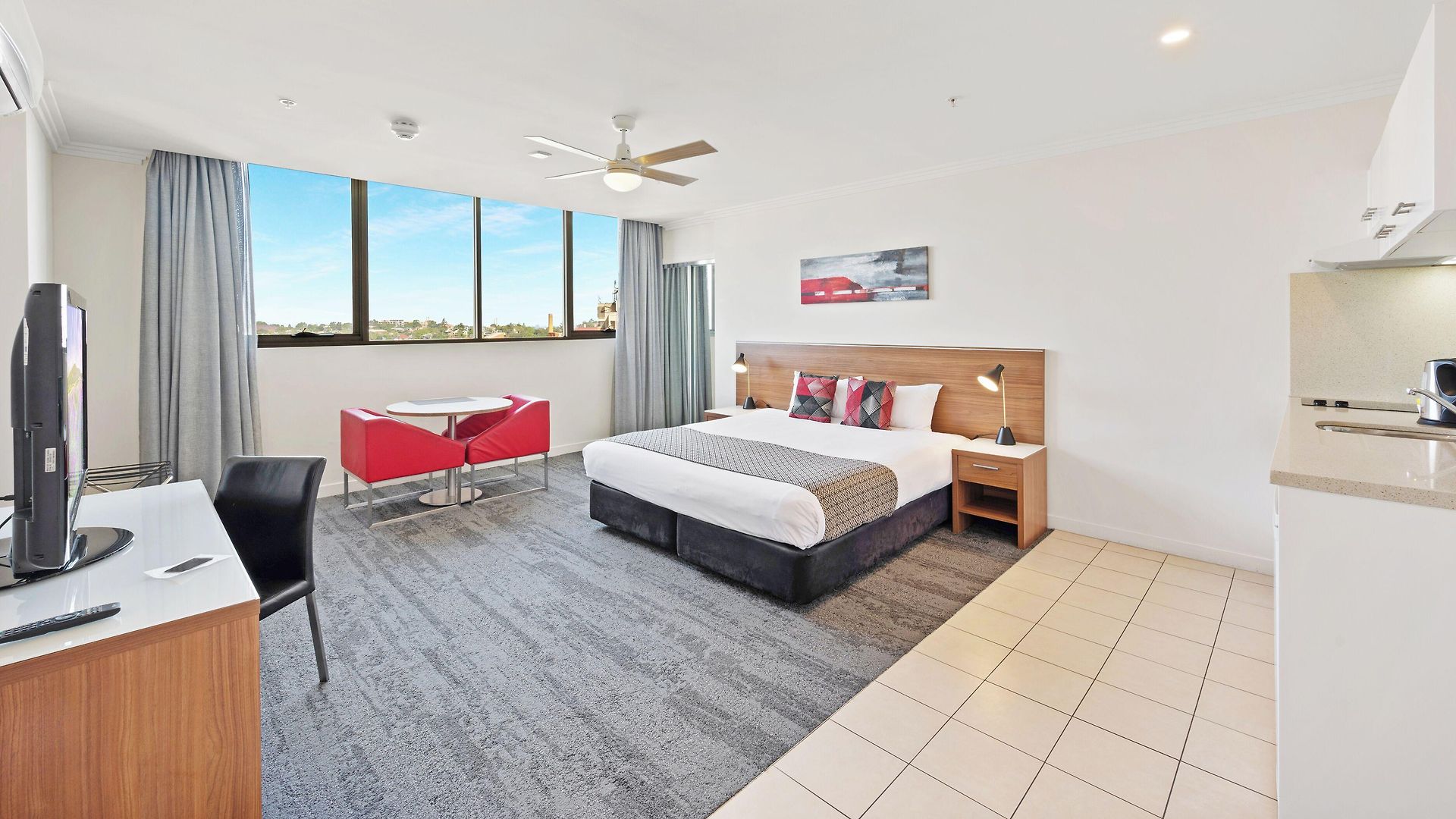 Diana South Aparthotel 4*