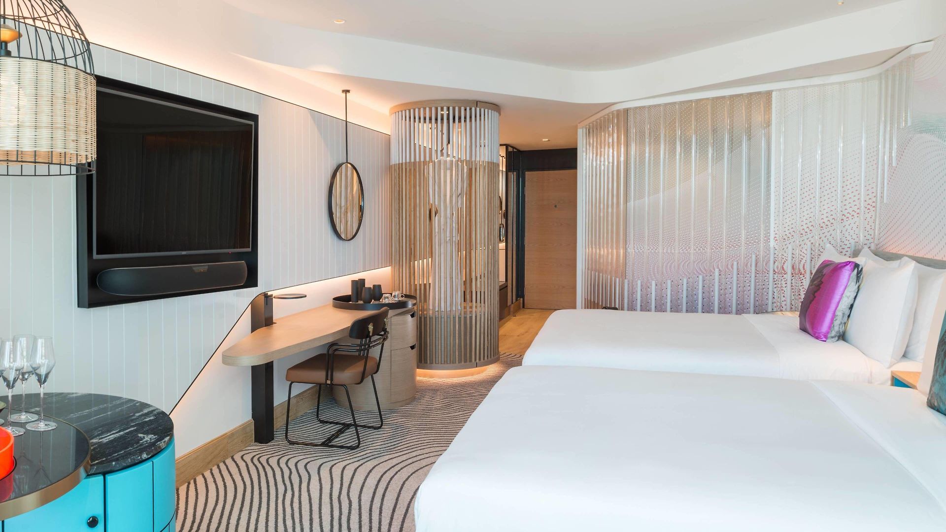 Hotel W 5*