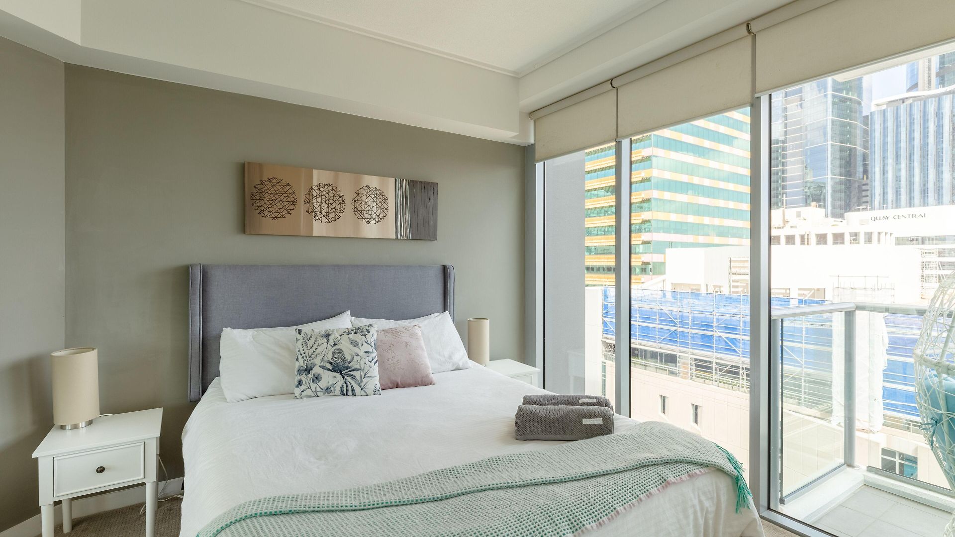 S&p - Tank St Apartment