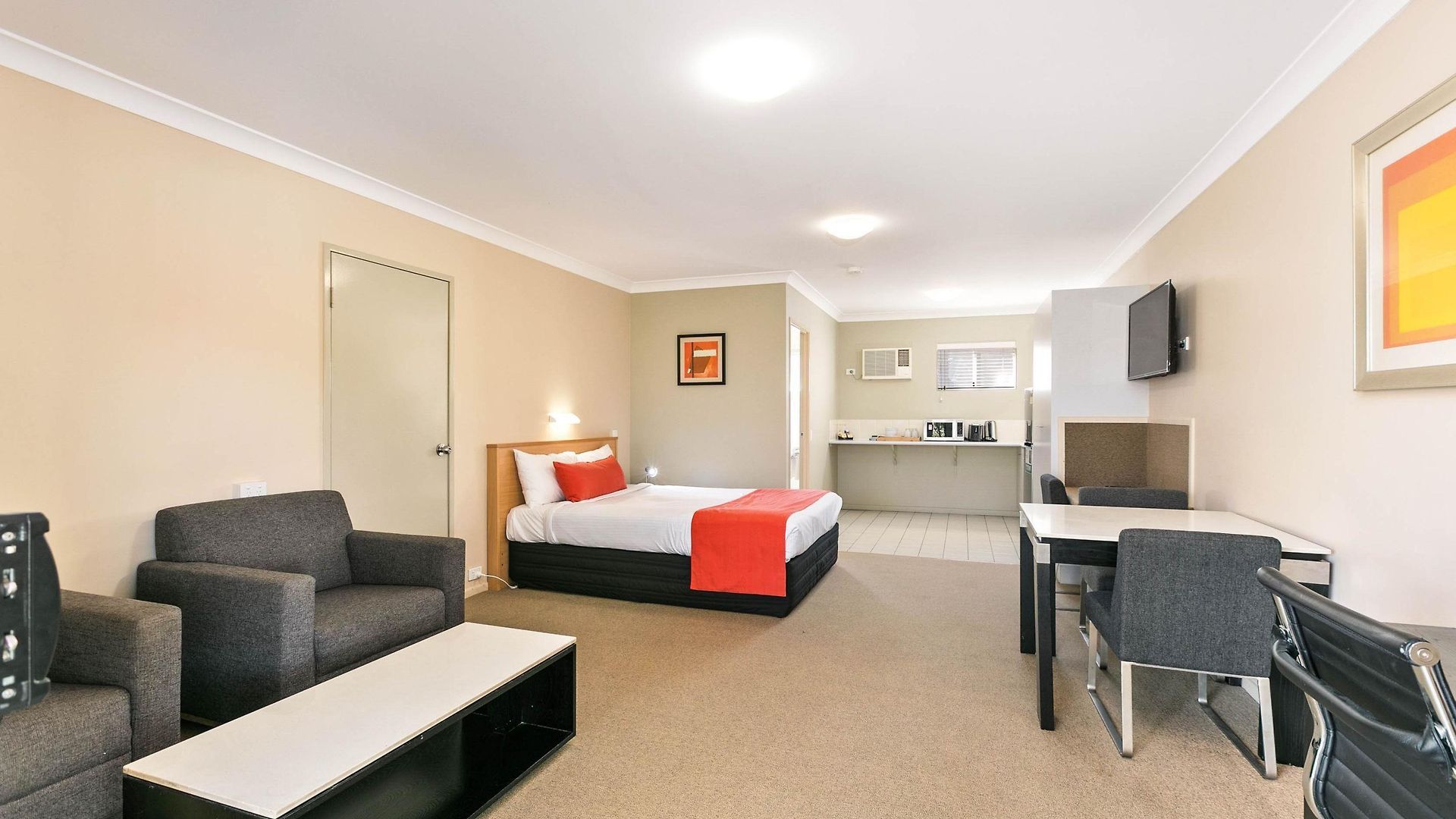 Comfort North 4*
