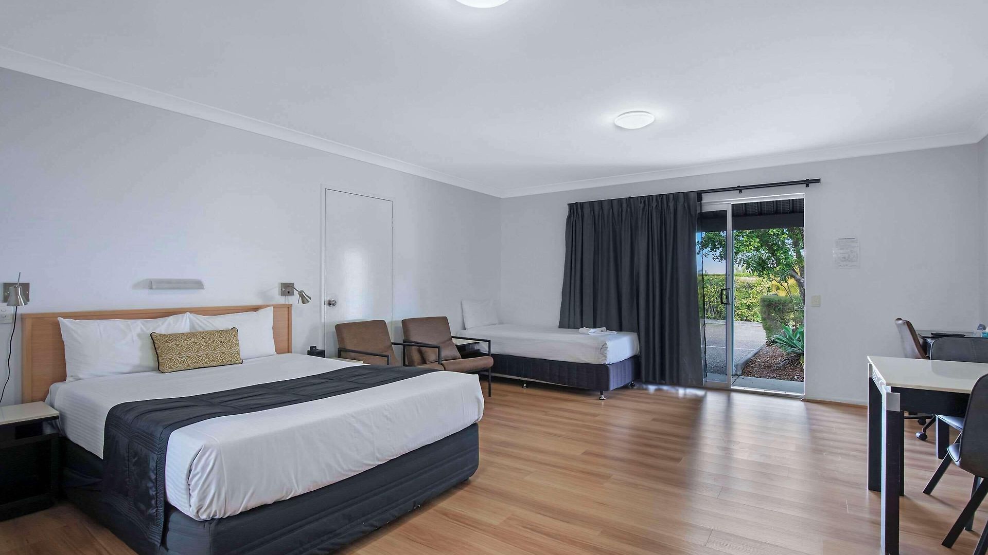 Comfort North 4*