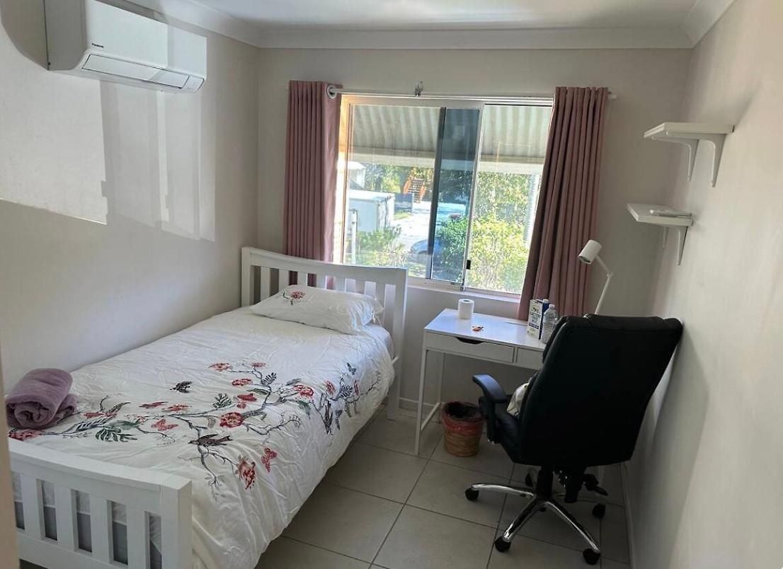 Uq Single Bedroom With Pool Q2