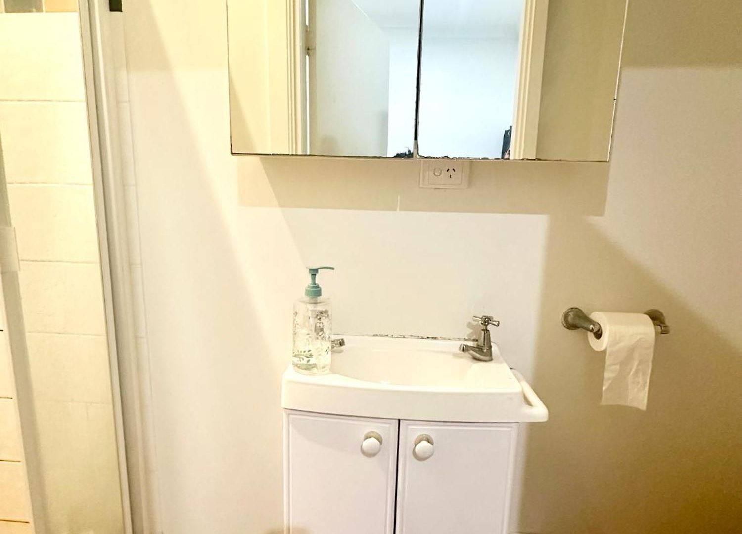 Ensuite Bathroom Near Kangaroo Point And Gabba Cricket Stadium Guest house 3*