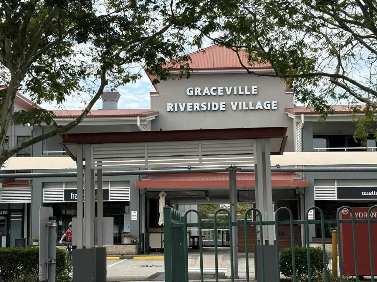 Your Cozy Retreat In Graceville Guest house Brisbane