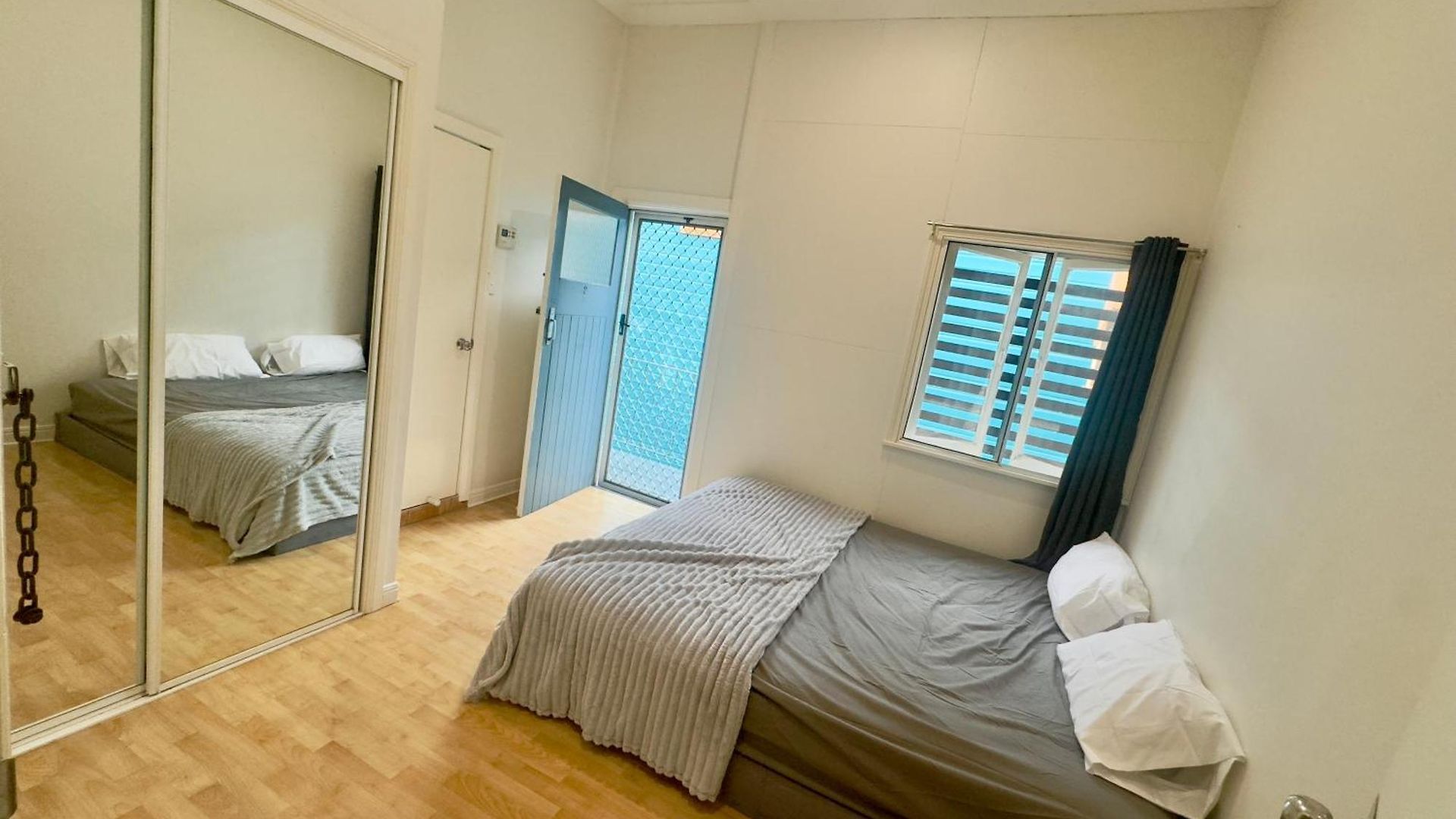 Ensuite Bathroom Near Kangaroo Point And Gabba Cricket Stadium 3* Brisbane