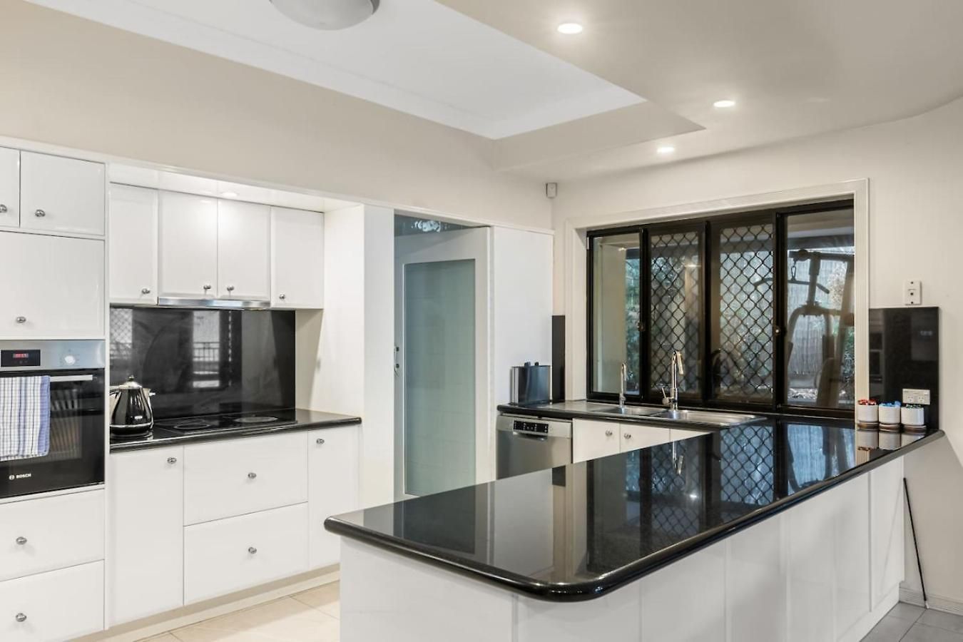 Holiday home Luxe Spacious Family With Pool And Patio *
