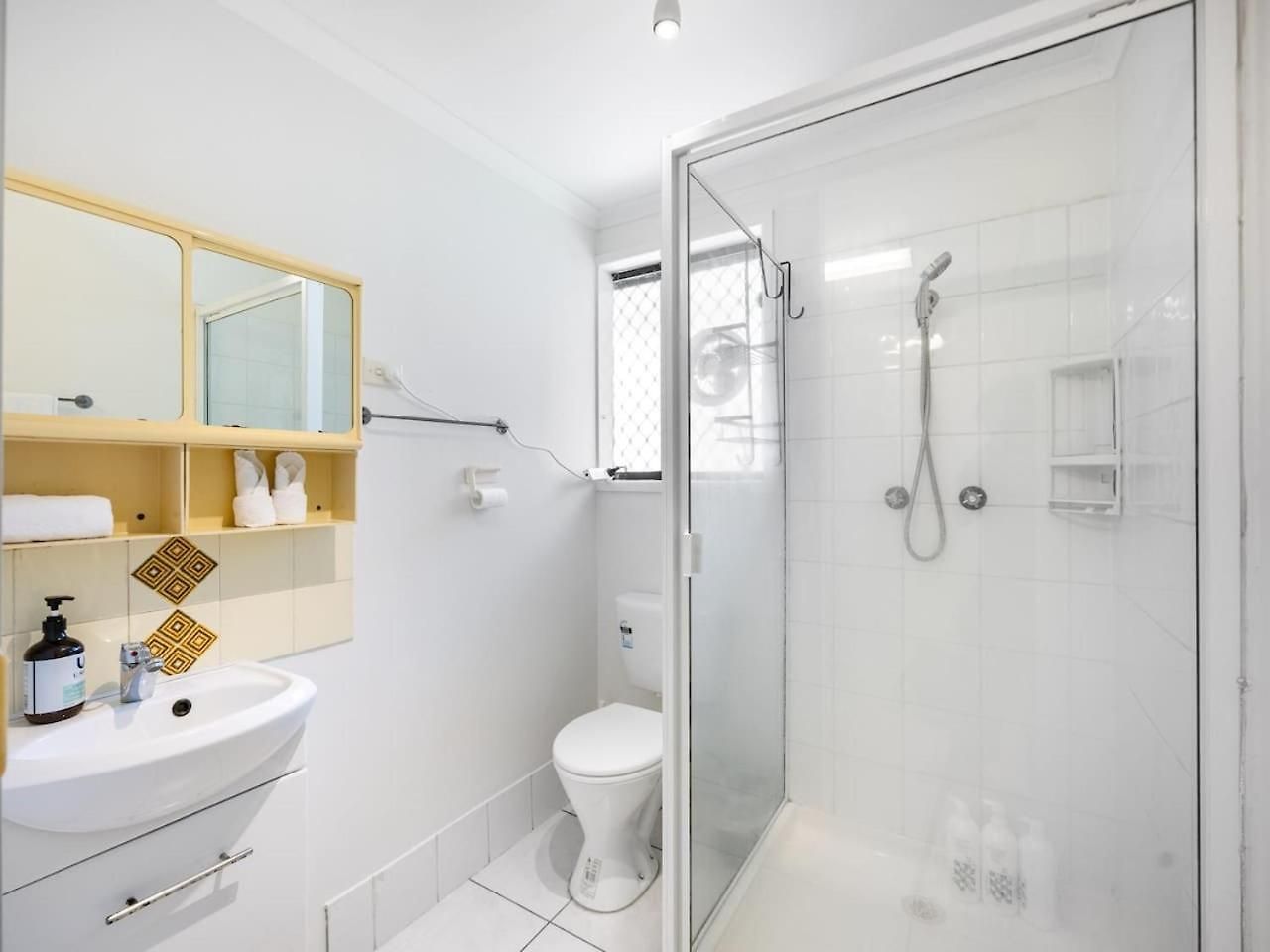 Holiday home Sunny 2br In Prime Location Brisbane