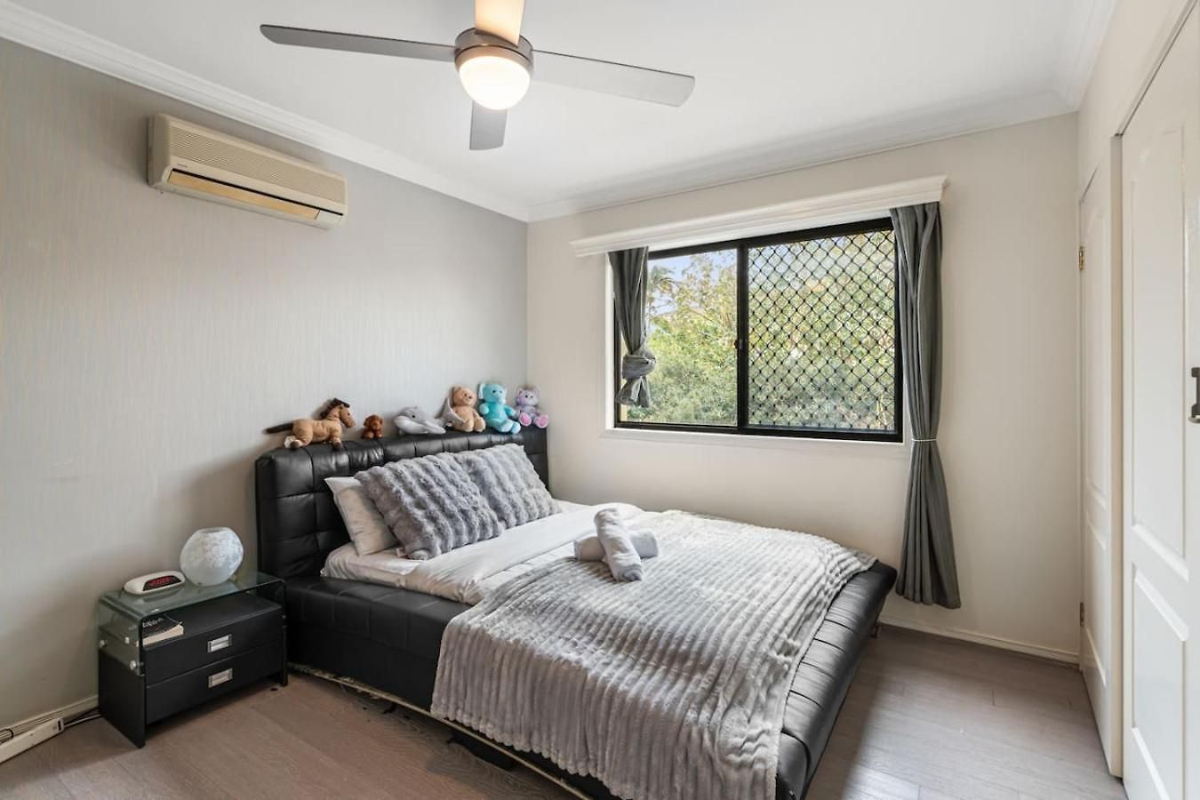 Holiday home Luxe Spacious Family With Pool And Patio *