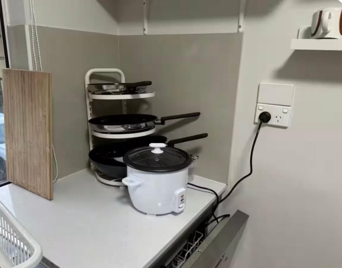 Uq Single Bedroom With Pool Q2 Homestay