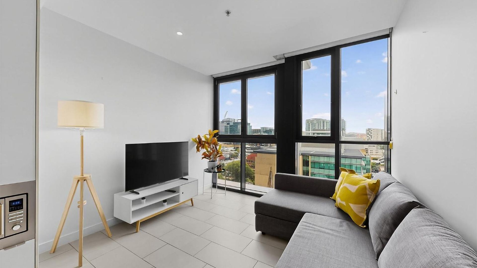 Apartment Stylish 1br Valley With Secure Car Park *
