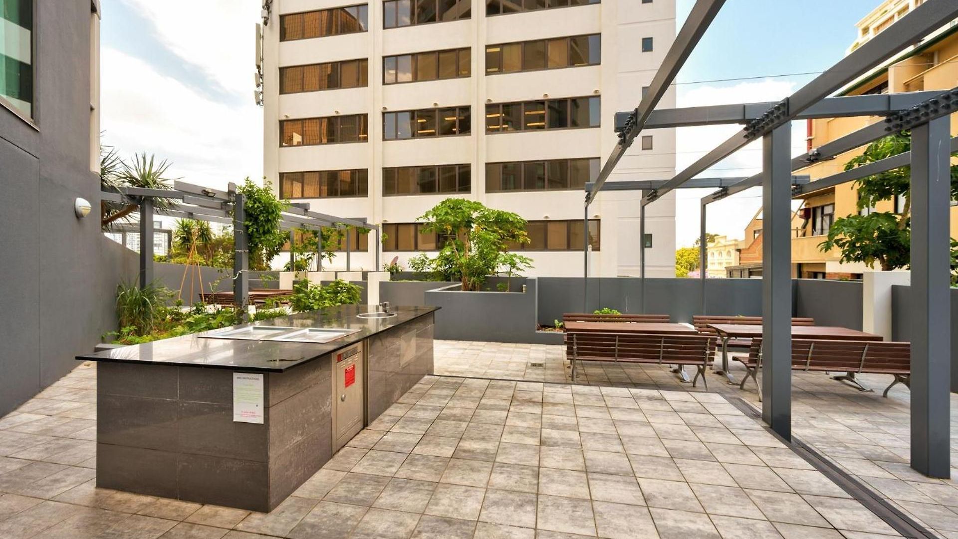 Apartment Glasshouse On Felix - Luxury With River Views, Pool And Parking | Winter Escape | Longer & Save | 1 June - 31 August Brisbane