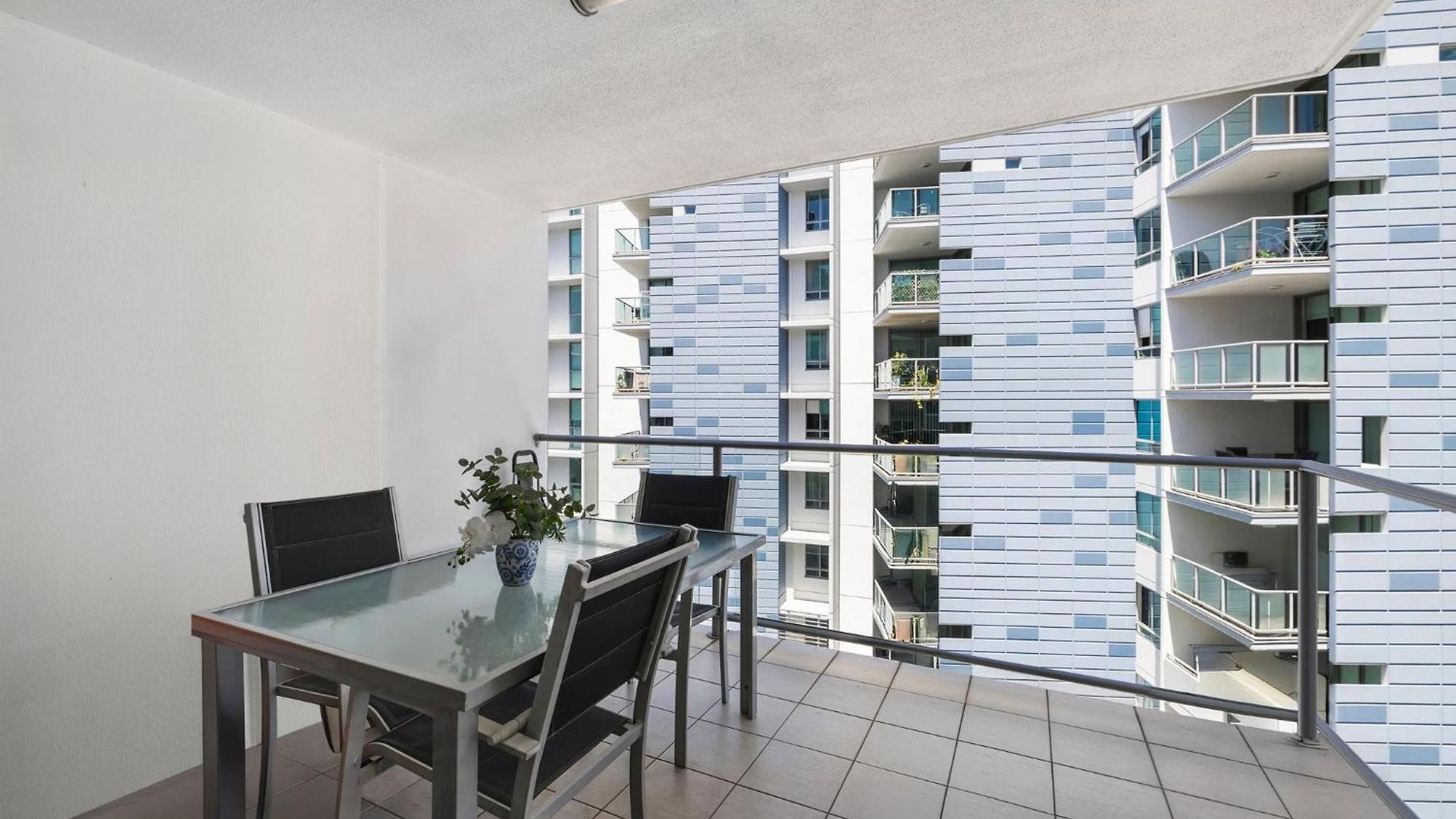 Apartment Emerald Tara Palace Brisbane