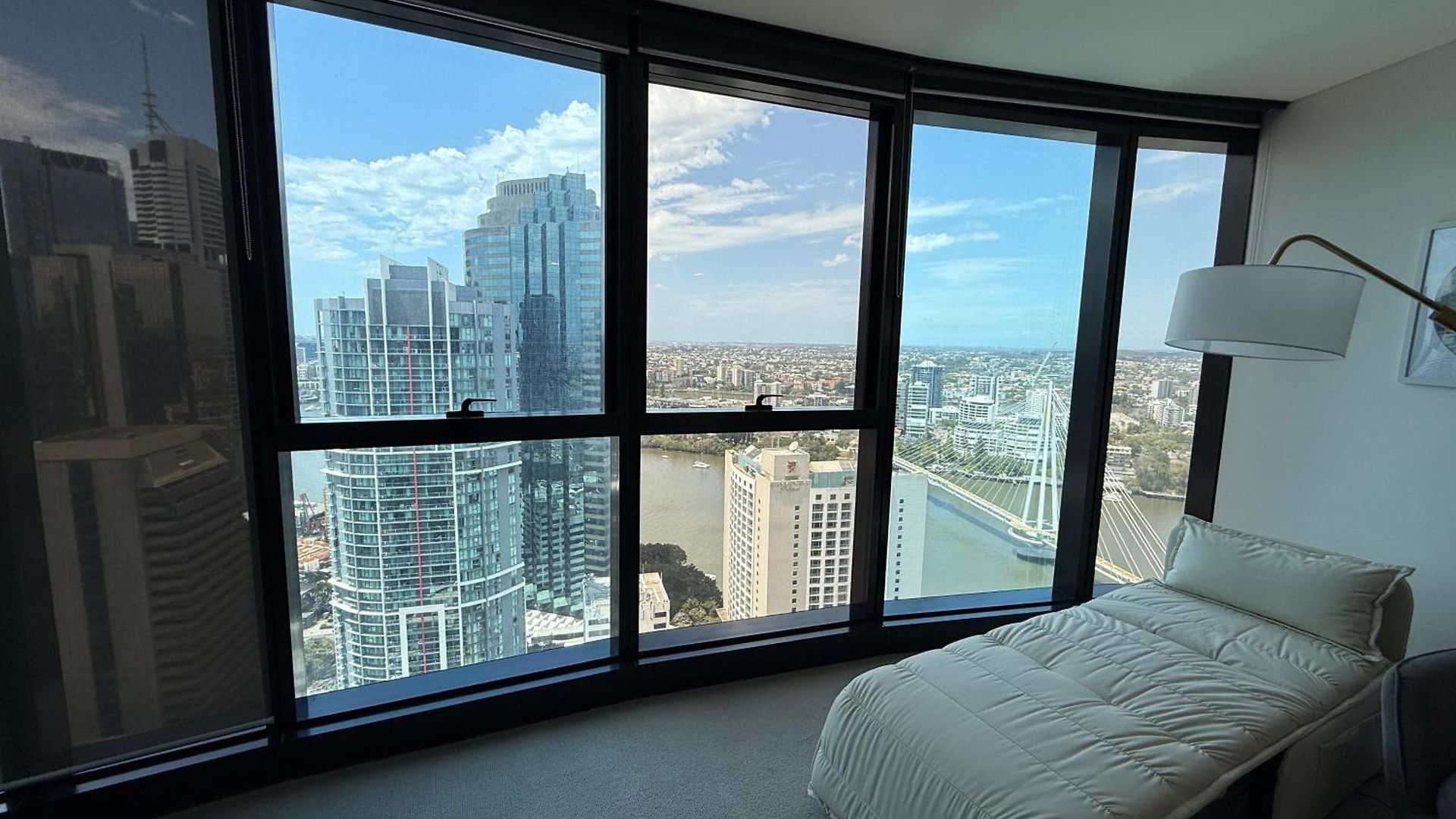 Apartment Amazing & River Views Level 37th Skytower&free Parking *