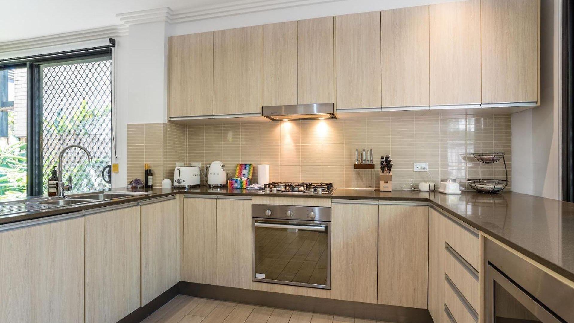 East Village Collective Poolside Urban Ease 15 Min To Airport * Brisbane