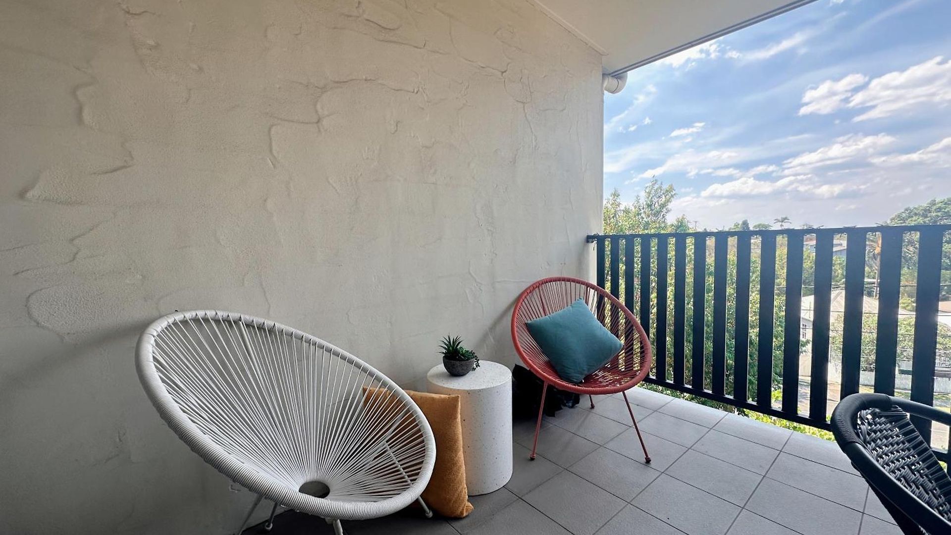 Modern 2br Retreat - 5min To Cbd & Free Parking * Brisbane