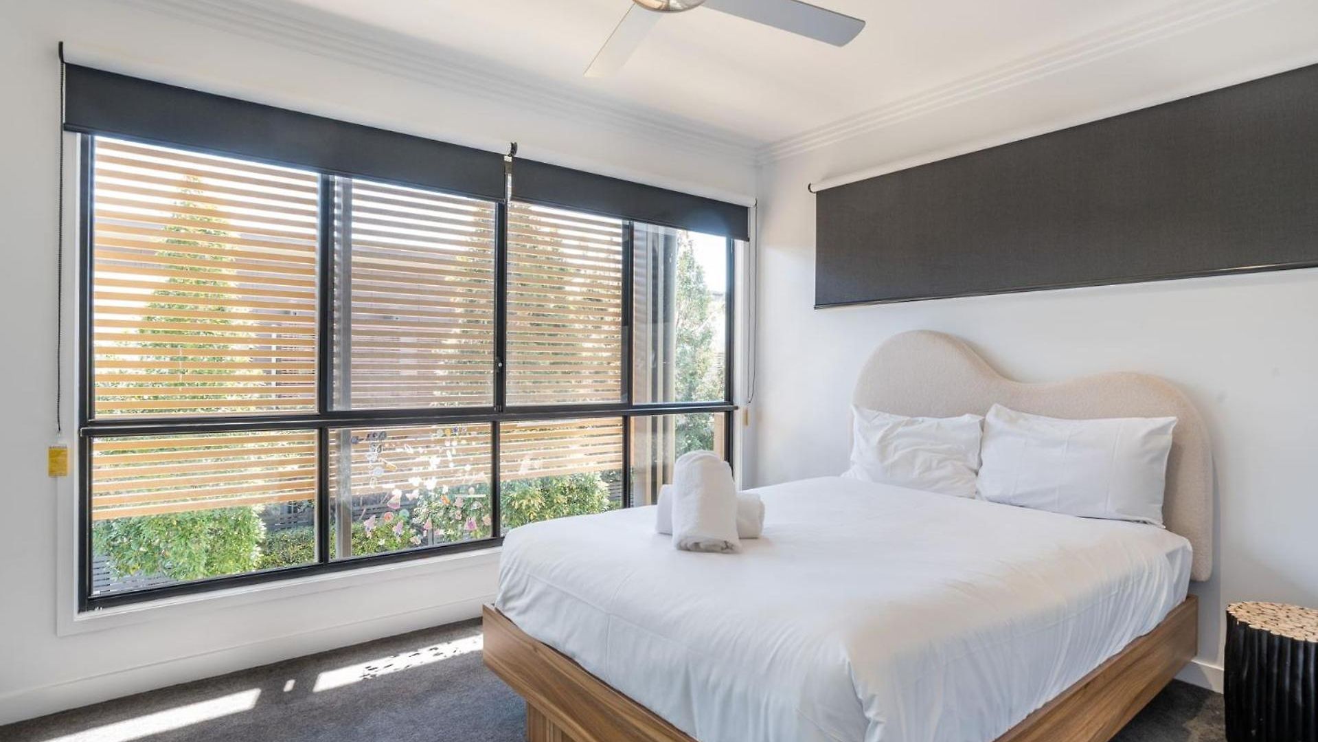East Village Collective Poolside Urban Ease 15 Min To Airport Apartment *