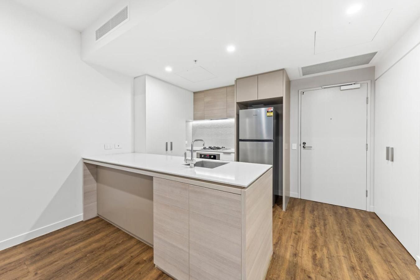 Skyline Framed 1br At Lucid * Brisbane
