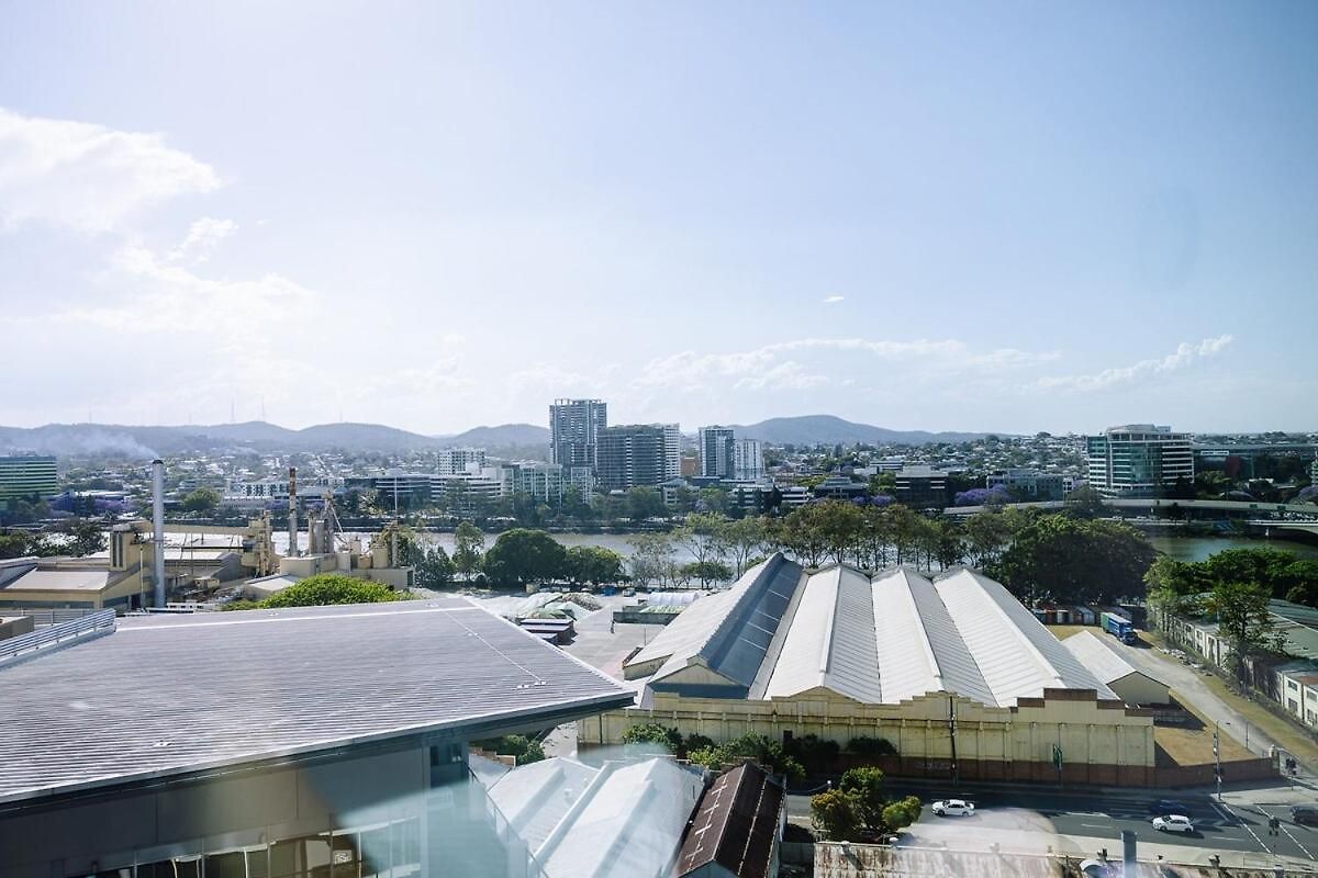 Twin Retreat With Views @ One Brisbane
