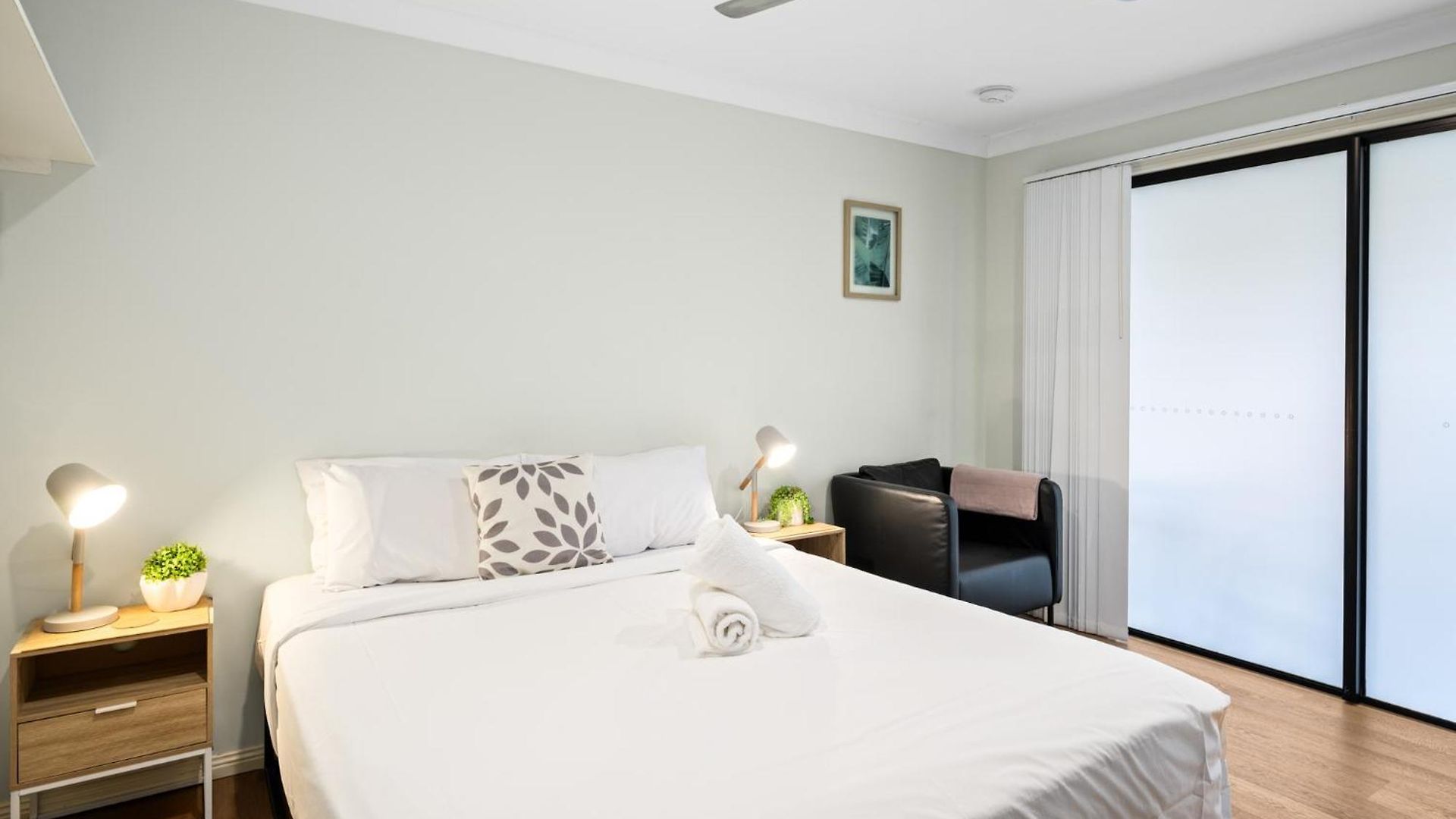 Apartment Smart Self Check-in - Sunnybank Station Brisbane