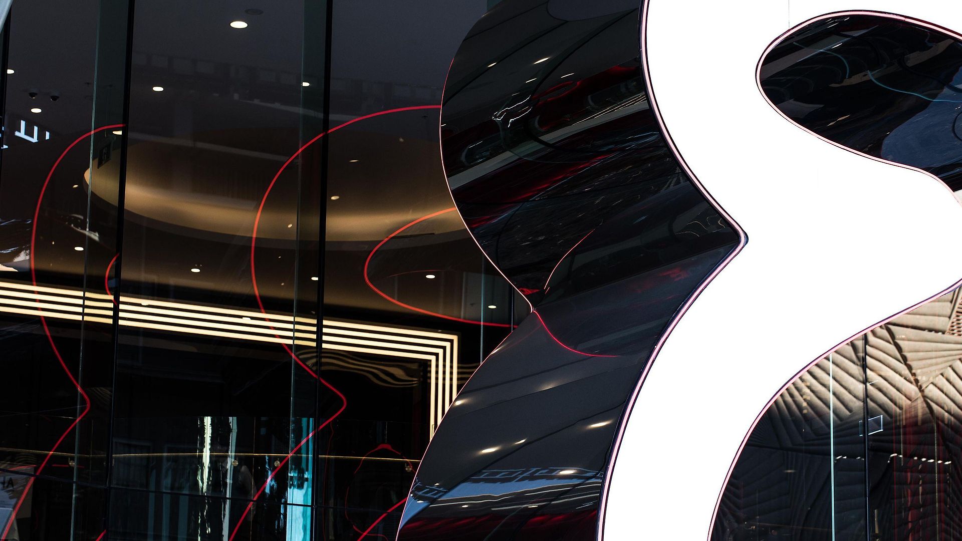 Hotel Emporium South Bank 5*