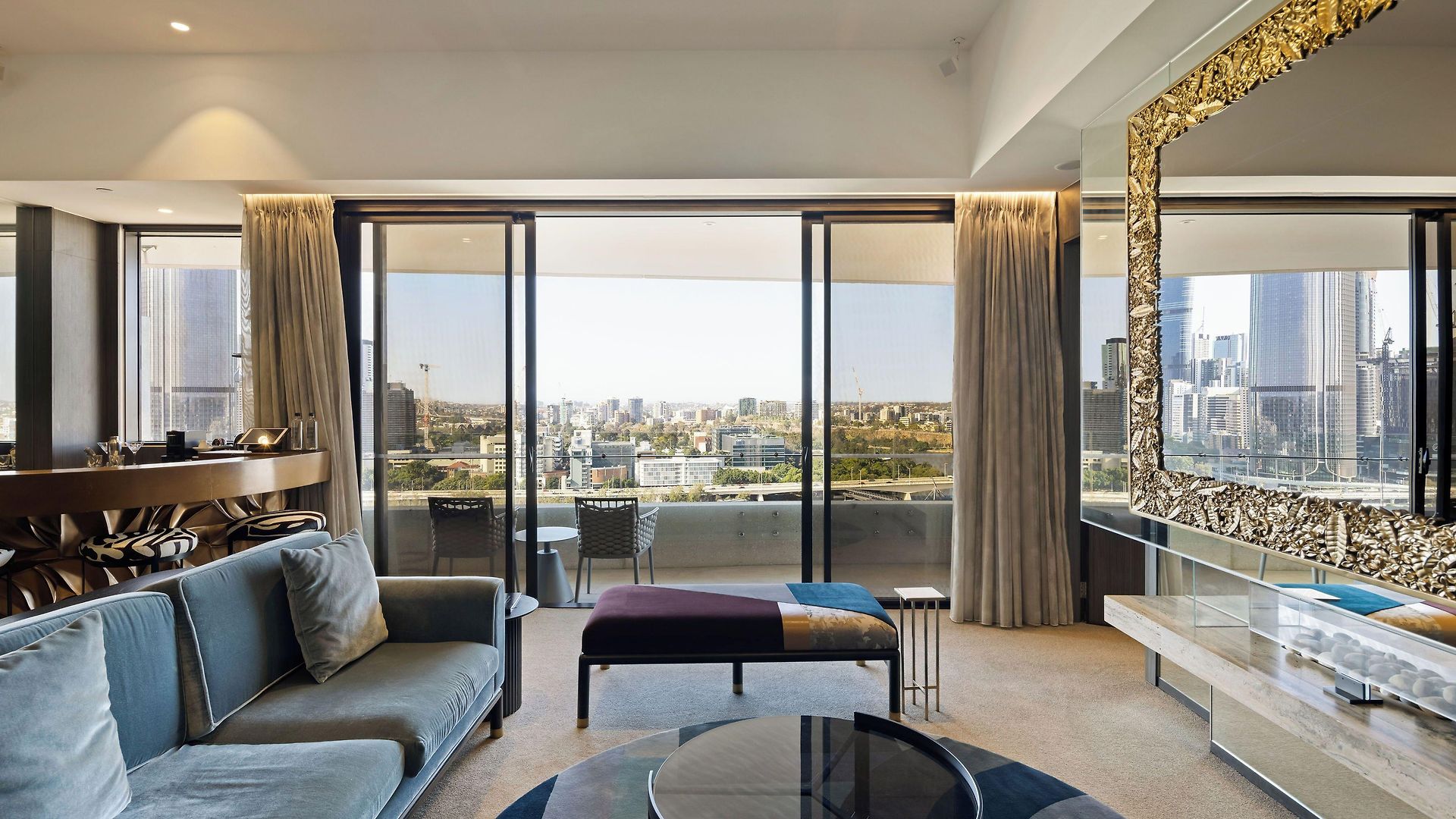 Hotel Emporium South Bank 5*