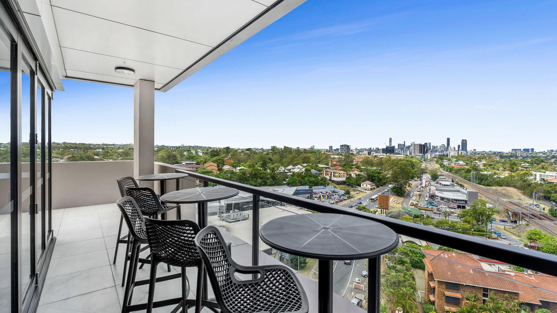 Essence Taringa 5* Brisbane