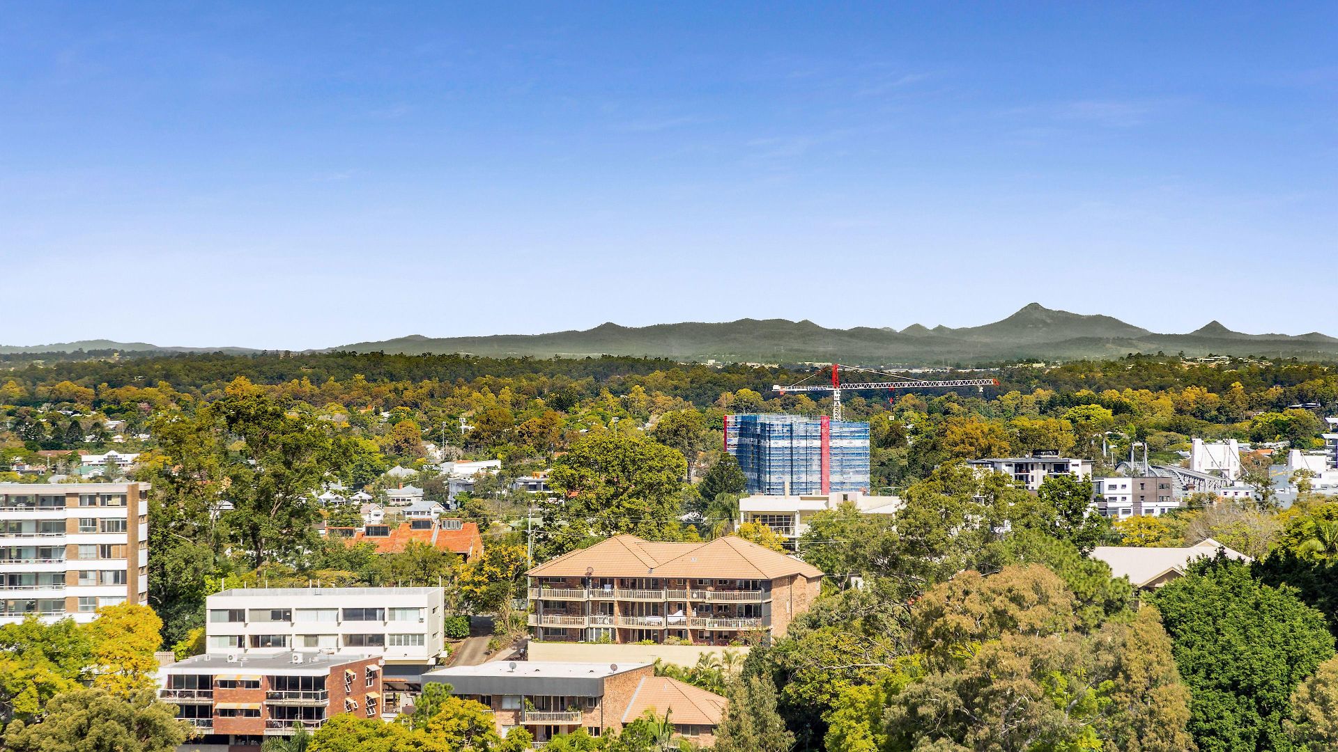 Essence Taringa Brisbane