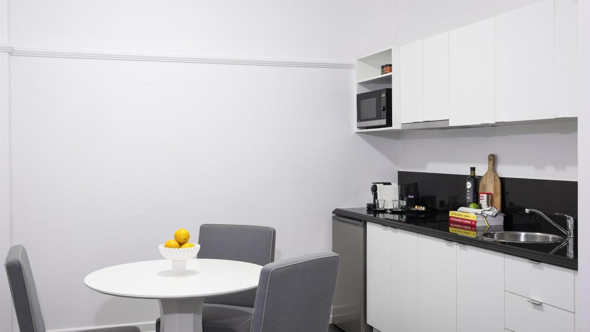 Adina Anzac Square 5* Brisbane