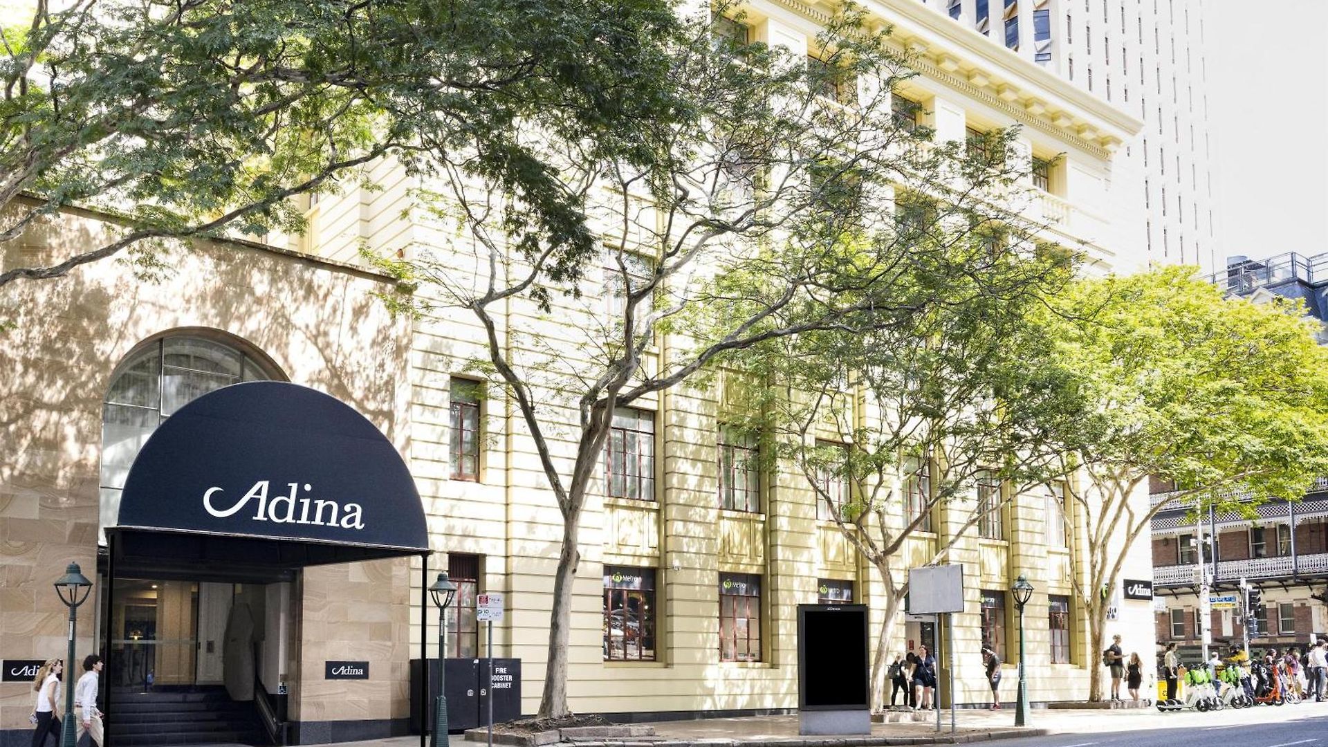 Adina Anzac Square Aparthotel 5*