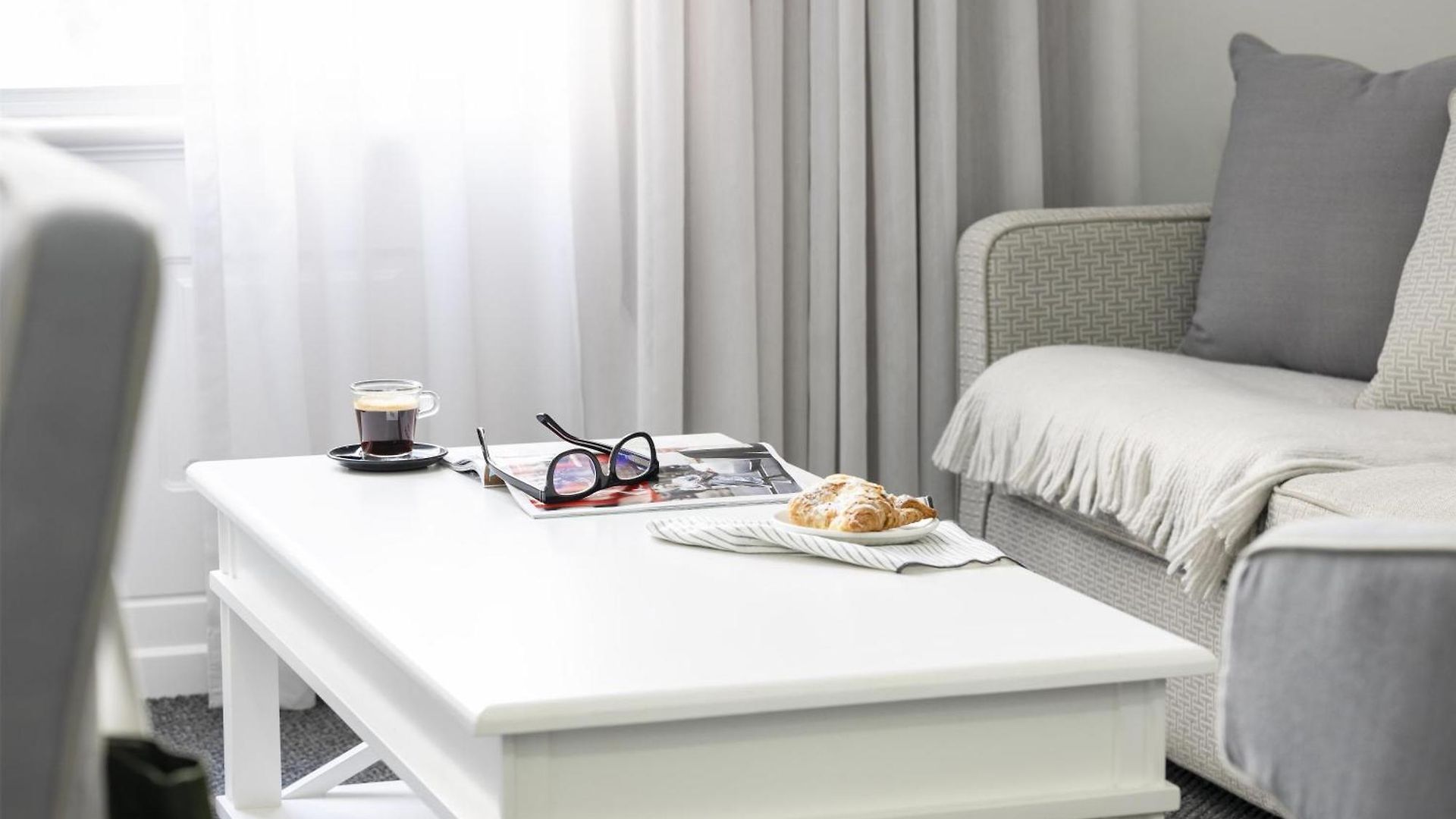Aparthotel Adina Anzac Square 5*