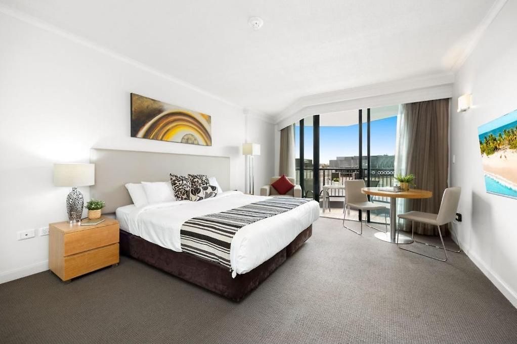 Cosmo Brisbane
