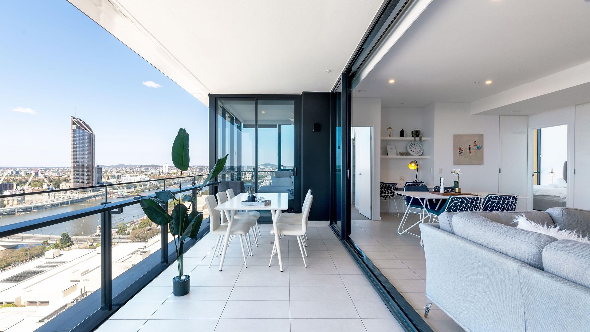 South Bank Beautiful River View Tower Apartment *