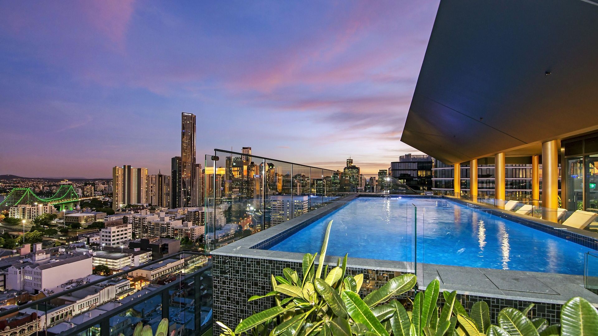 The Coterie Apartments By Cllix *