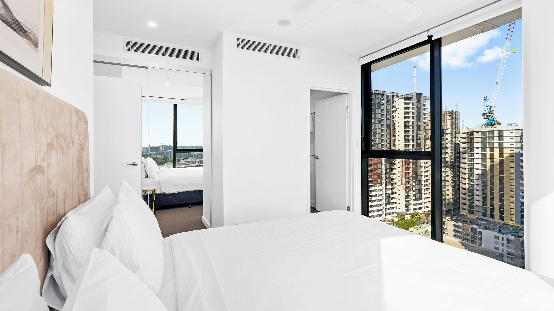 One By Cllix Aparthotel