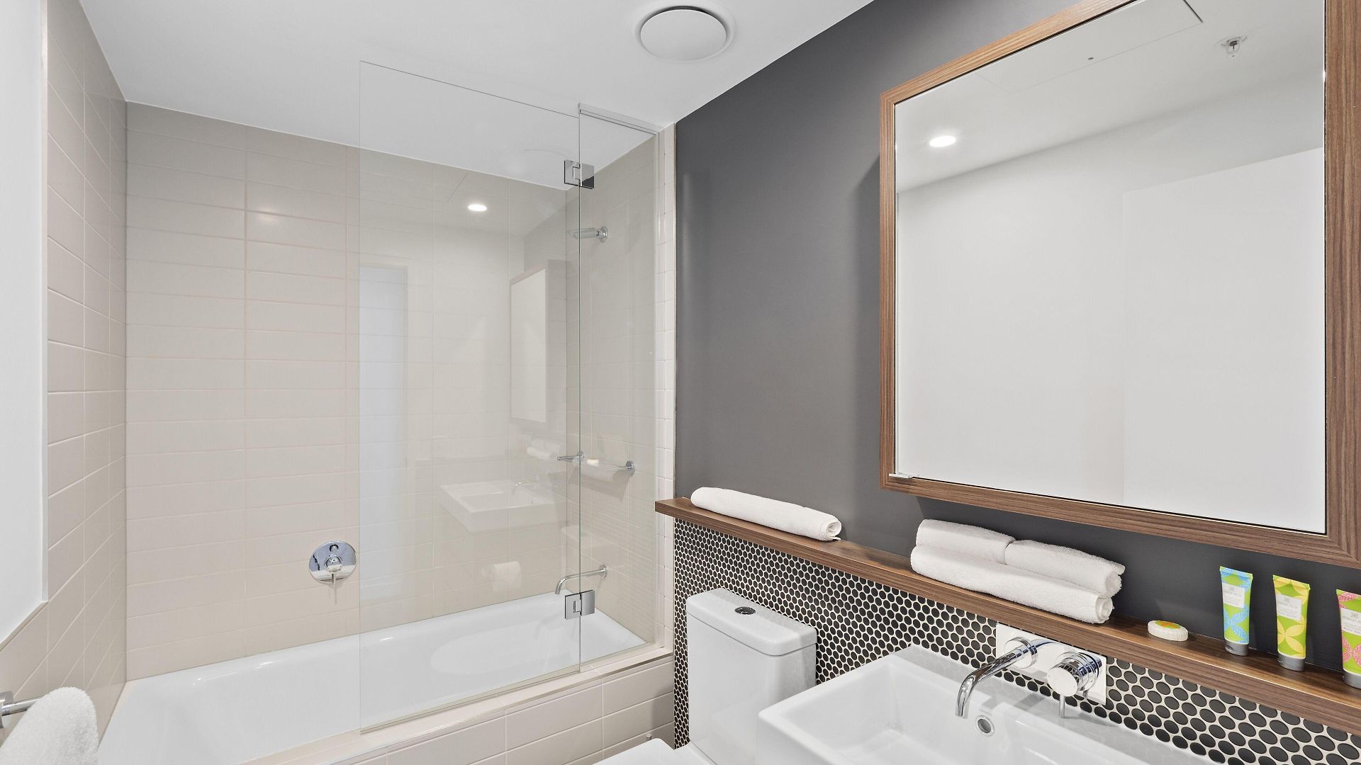 Lucid Living 3* Brisbane