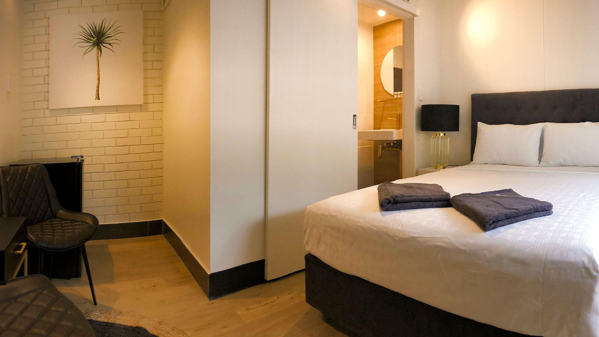 Hostel Quarters *