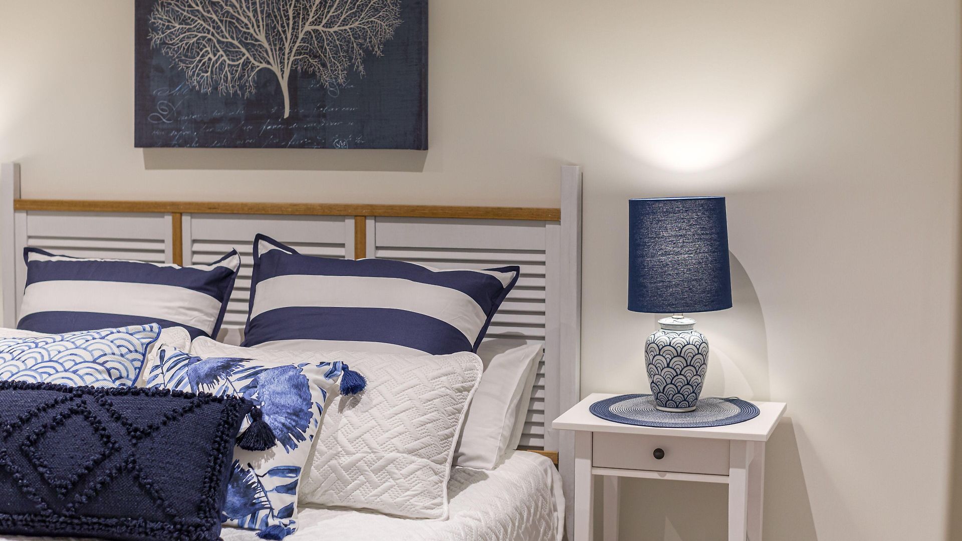 Apartment Hamptons Retreat On Level 77 In Skytower *