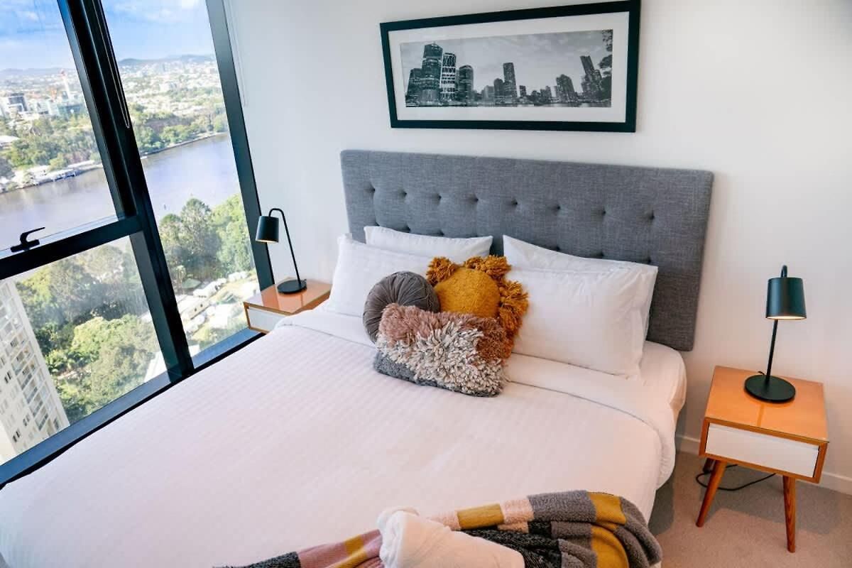 Apartment Lvl30 Garden/river Views Balcony By Stylish Brisbane
