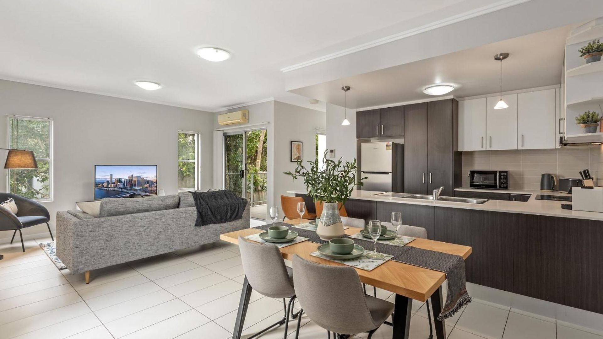 Apartment Cosy 2-bed With Pool And Near Qut & Cbd *
