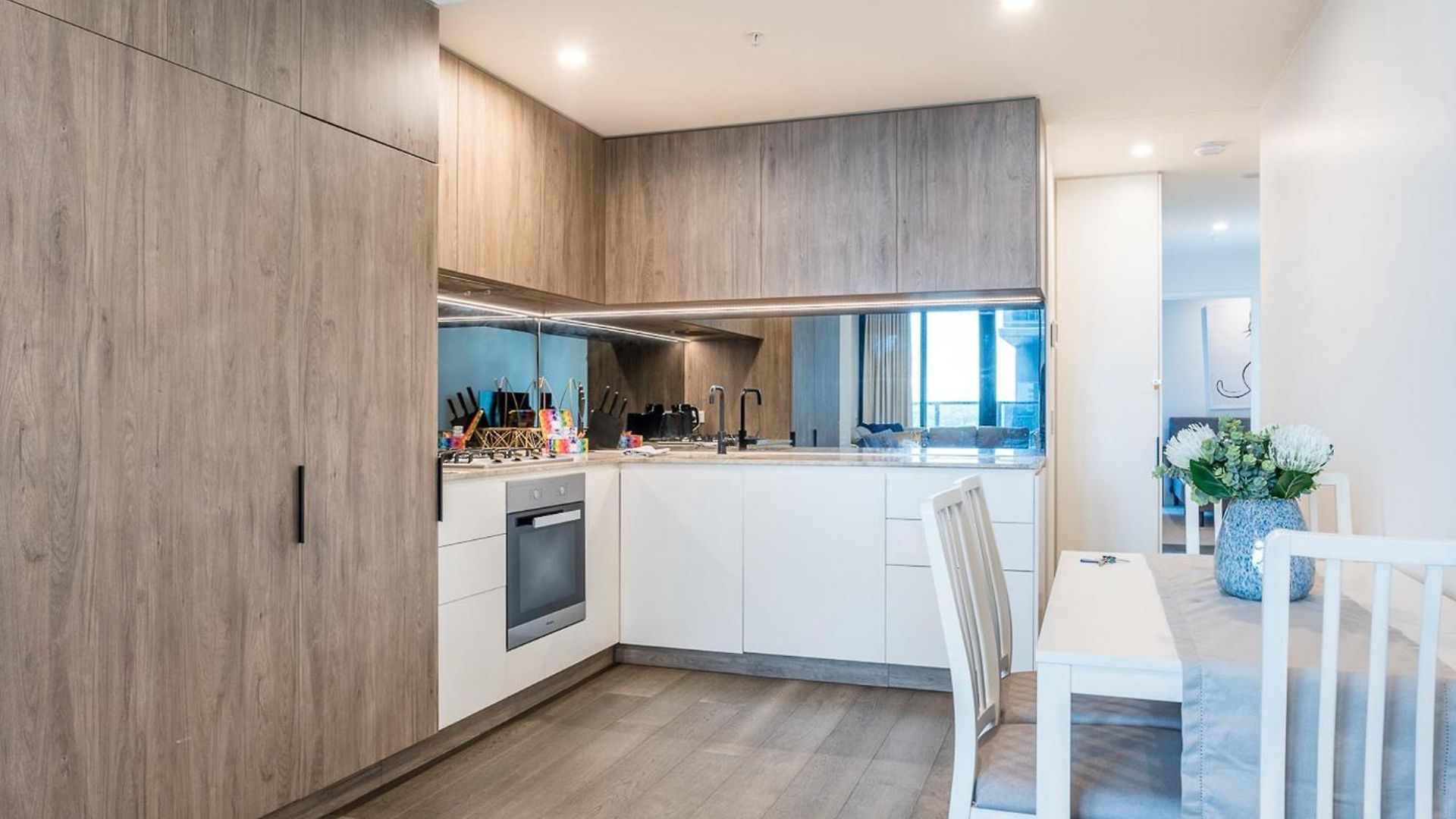Apartment Impeccable 2-bed With Pool & Outdoor Dining Brisbane